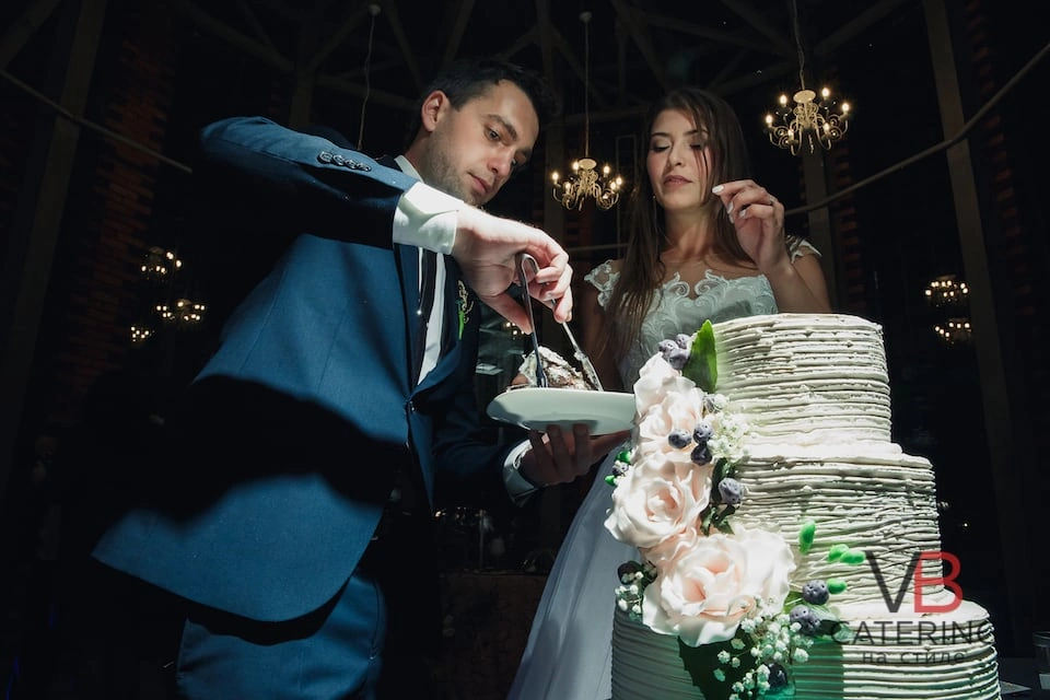 Фотография красивого торта для вашей свадьбы